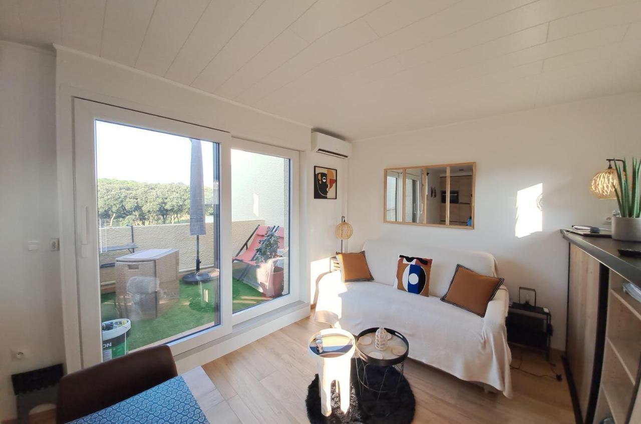Studio Climatise Cosy Avec Grande Piscine Chauffee Agde Extérieur photo